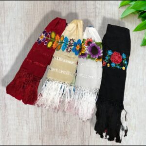 Embroidered shawl Chalina (2)